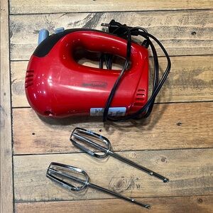 Red Brentwood Hand Mixer with Beaters